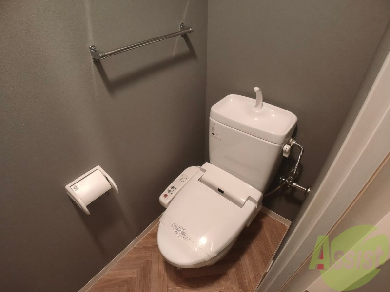 トイレ　こちらはトイレです。清潔感があり、安心して使用できます。