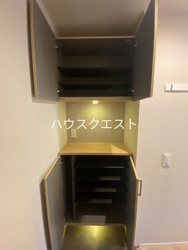 収納