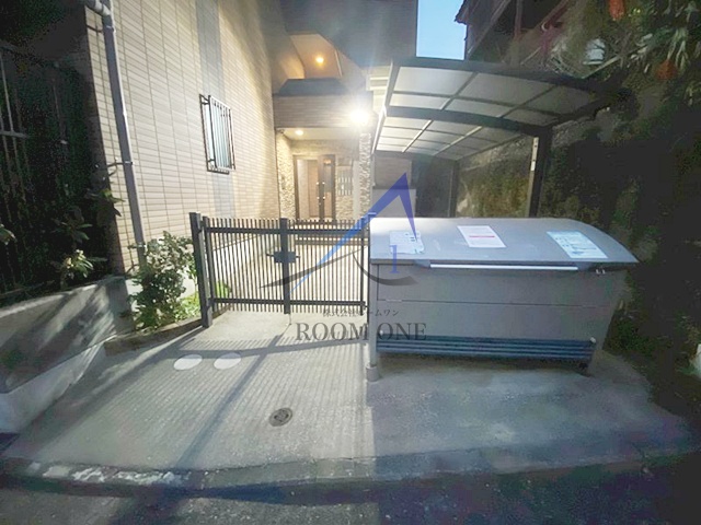 その他共有部分　敷地内ごみ置き場です。
