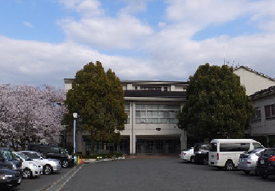 中学校　大和郡山市立片桐中学校（中学校）まで1063m