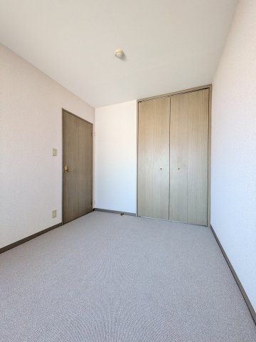 その他部屋・スペース　カーペット敷きになります