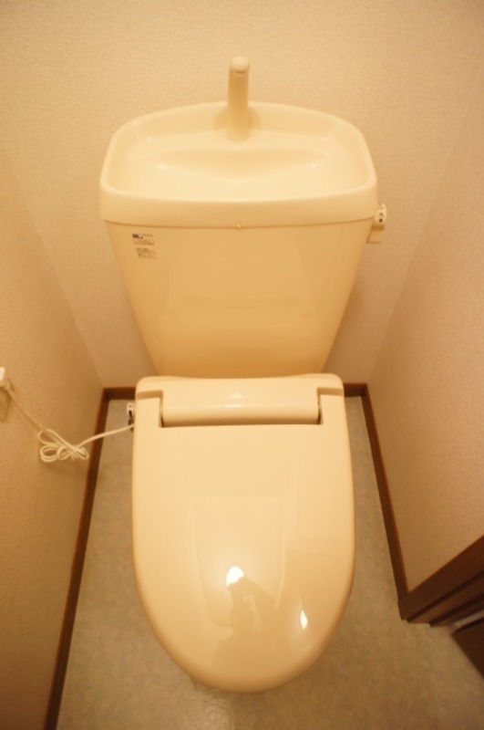 トイレ　図面と現状に相違がある場合には現状を優先