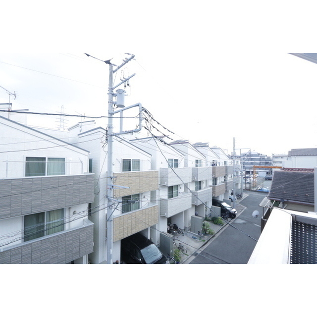 眺望　前面棟がなく通風良好です♪