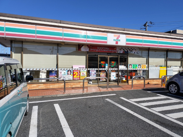 コンビニ　セブンイレブン熊谷佐谷田店（コンビニ）まで858m