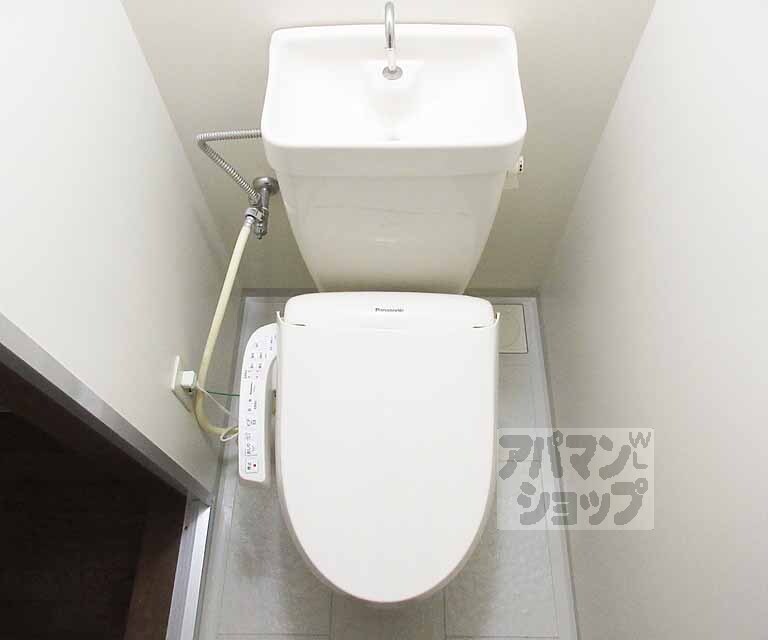トイレ　清潔感のあるトイレです・