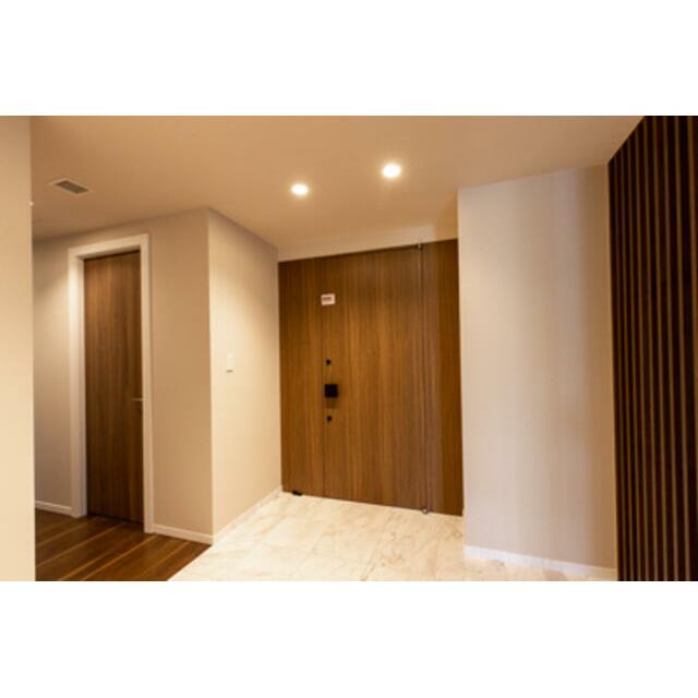 玄関　※写真は同タイプ住戸です。