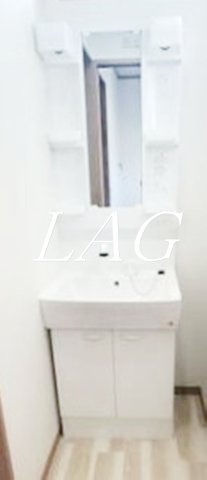 洗面設備　独立洗面台です。