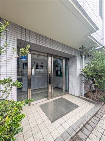 小田急線 読売ランド前駅 徒歩18分 3階建 築34年の外観写真
