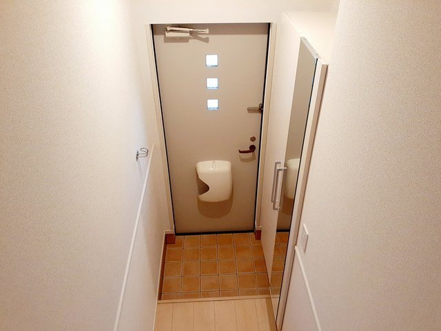 玄関　明るい玄関です
