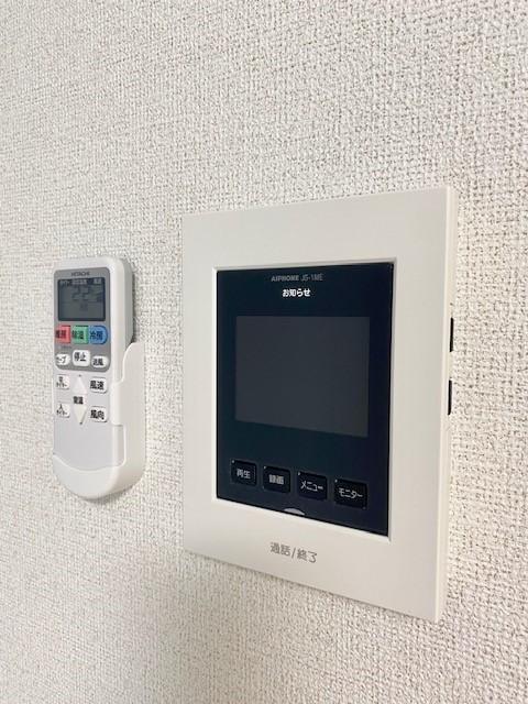 セキュリティ　モニター付きインターホン