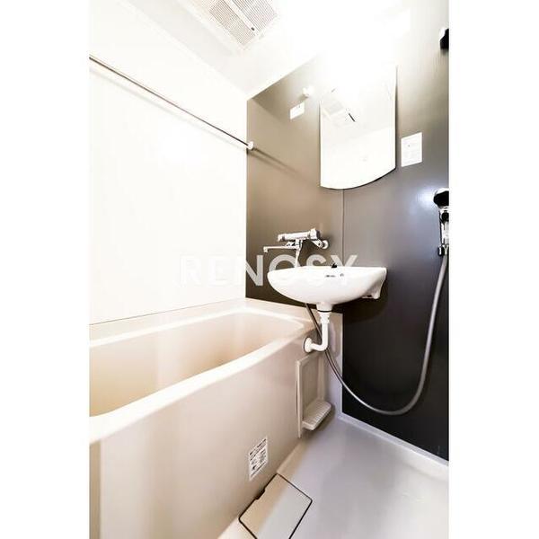 バス・シャワールーム　バス・トイレ別　浴室乾燥機※別室参考写真