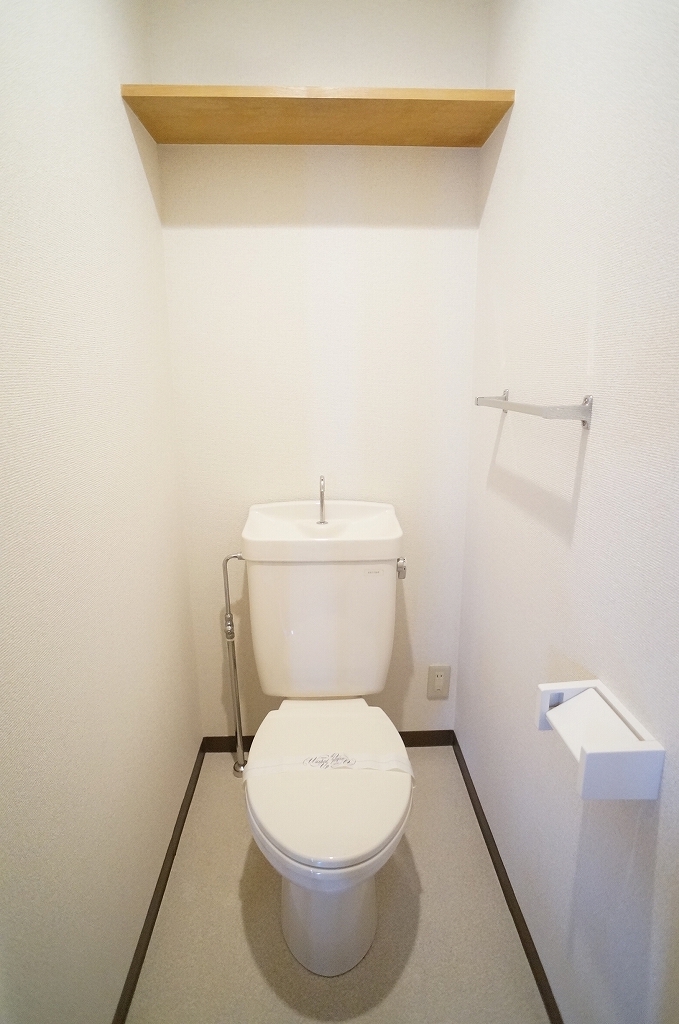トイレ　※別部屋の写真です。