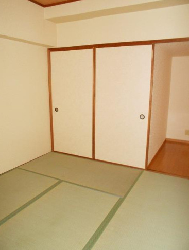 収納　ＮＩＣＥアーバン鶴見中央II＊別部屋参考