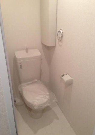 トイレ　※別部屋参考写真