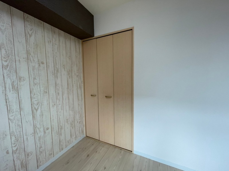 収納　寝室の収納です。部屋がすっきり片付きます。