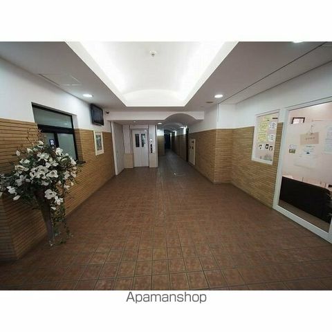 グラスホッパーの外観写真