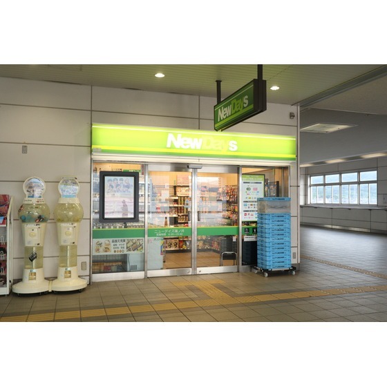 コンビニ　ニューデイズミニ篠ノ井１号（コンビニ）まで620m