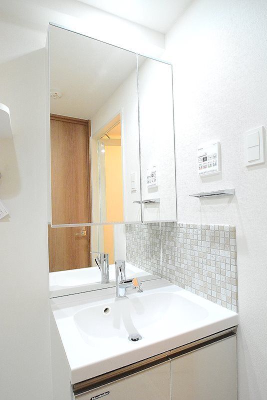 洗面設備　※同建物別部屋参考写真