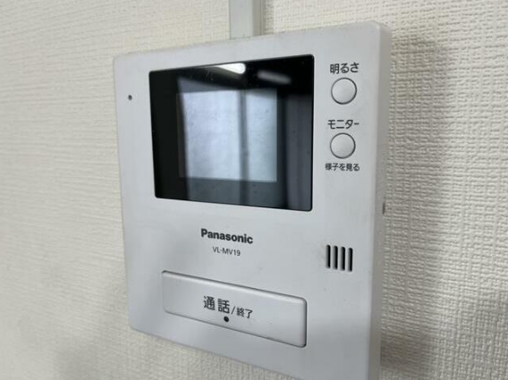 セキュリティ　モニター付きインターホン☆