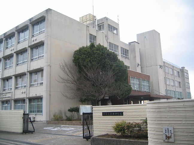中学校　堺市立平井中学校（中学校）まで1020m