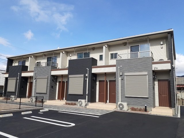 建物外観　外観は落ち着いています