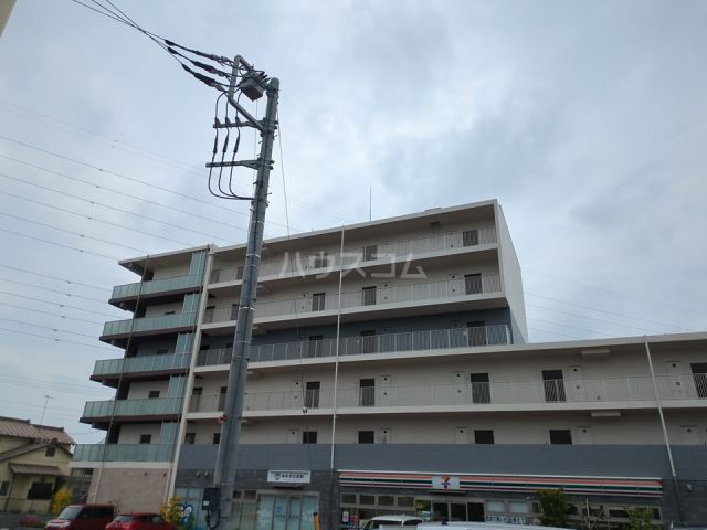 コンビニ　セブンイレブン横浜下飯田駅入口店（コンビニ）まで1499m