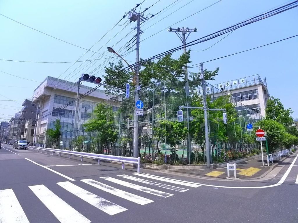 小学校　墨田区立外手小学校（小学校）まで400m