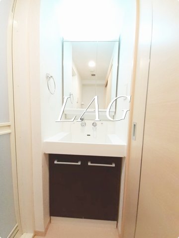 洗面設備　洗面台です。