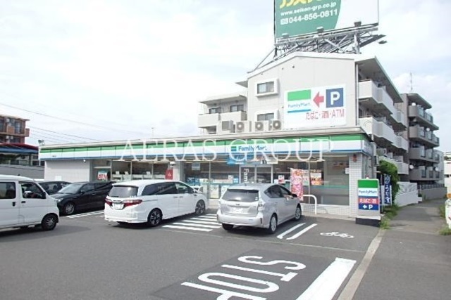 コンビニ　ファミリーマート 川崎鷺沼店（コンビニ）まで499m