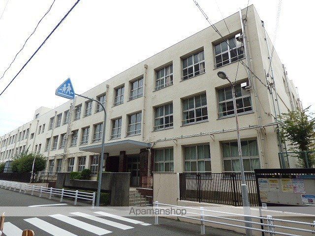小学校　加美小学校（小学校）まで563m