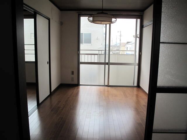 居室・リビング　※他部屋参照・現況優先