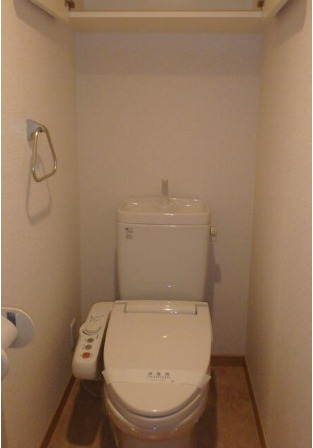 トイレ　※別部屋の参考写真です。