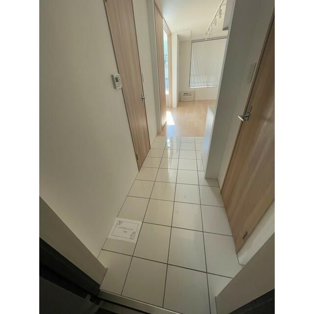 玄関　写真は同タイプ住居です
