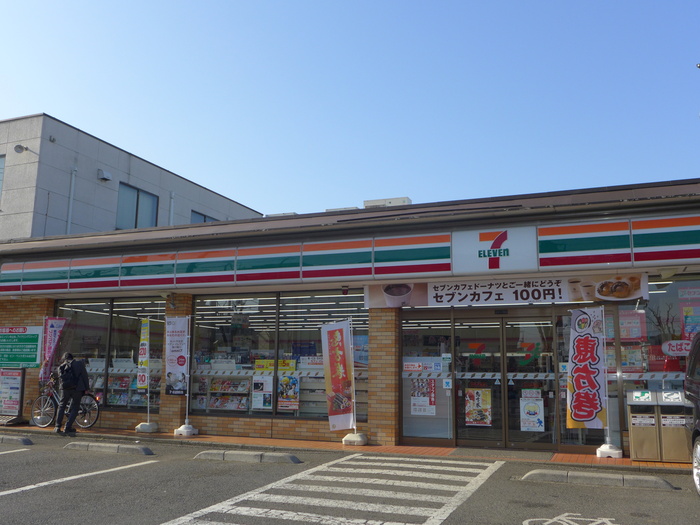 コンビニ　セブンイレブン（コンビニ）まで100m