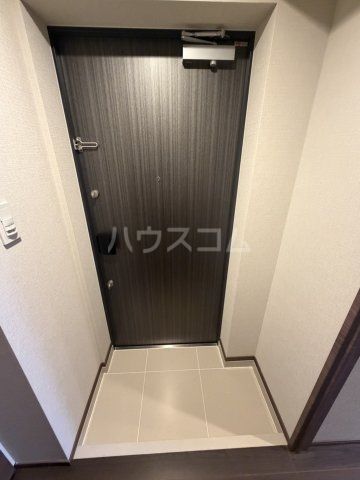 アラート横濱桜木町IIの玄関写真