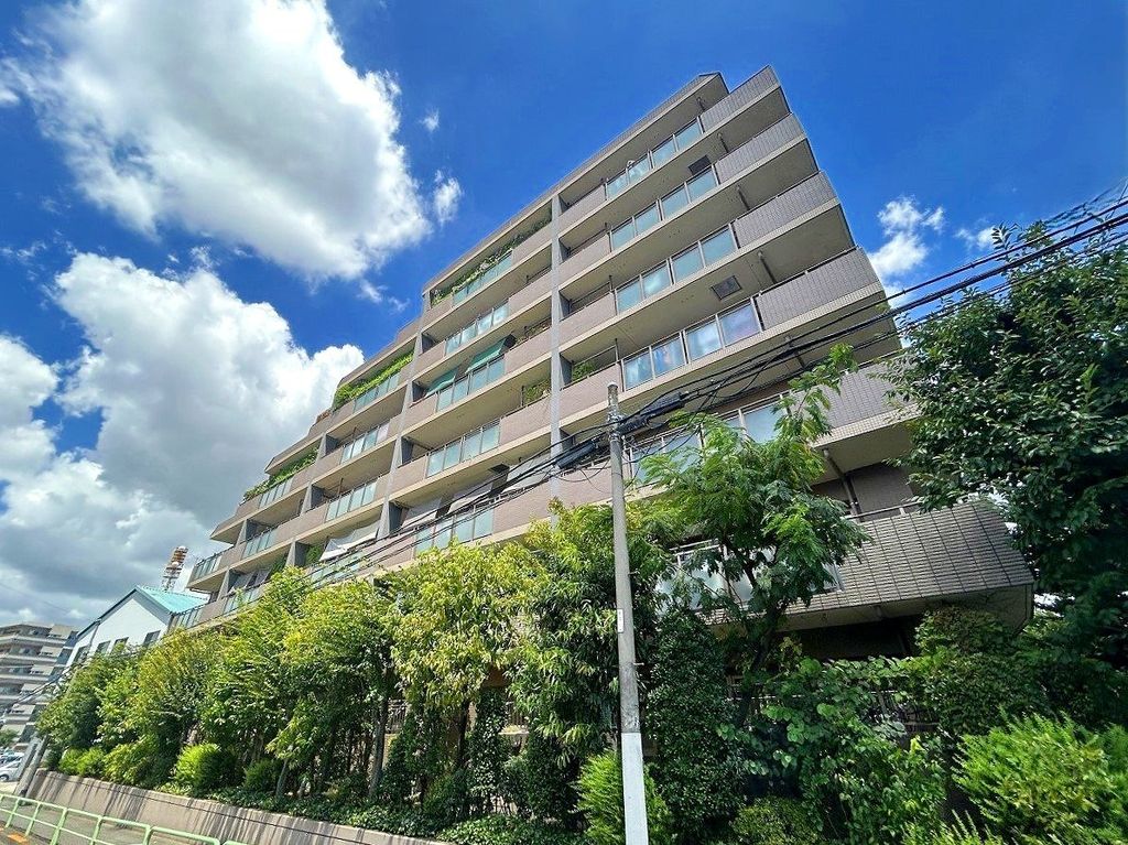 建物外観　「ザ・ステイツ平和台」外観