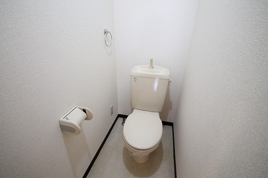 トイレ　※写真は類似です
