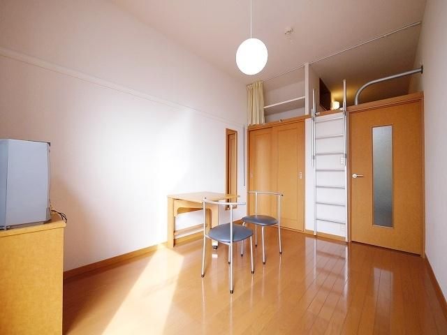 その他部屋・スペース　★つやのあるフローリング★