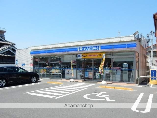 コンビニ　ローソン岡山津島南2丁目店（コンビニ）まで190m