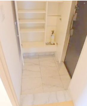玄関　きれいな玄関です