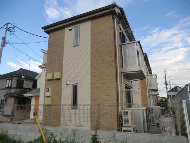 建物外観　駅徒歩7分