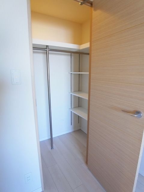 収納　同じ間取りのイメージ画像です。色味が異なる可能性がございま…