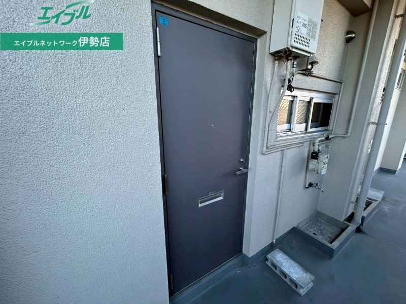 セキュリティ　同物件別部屋写真