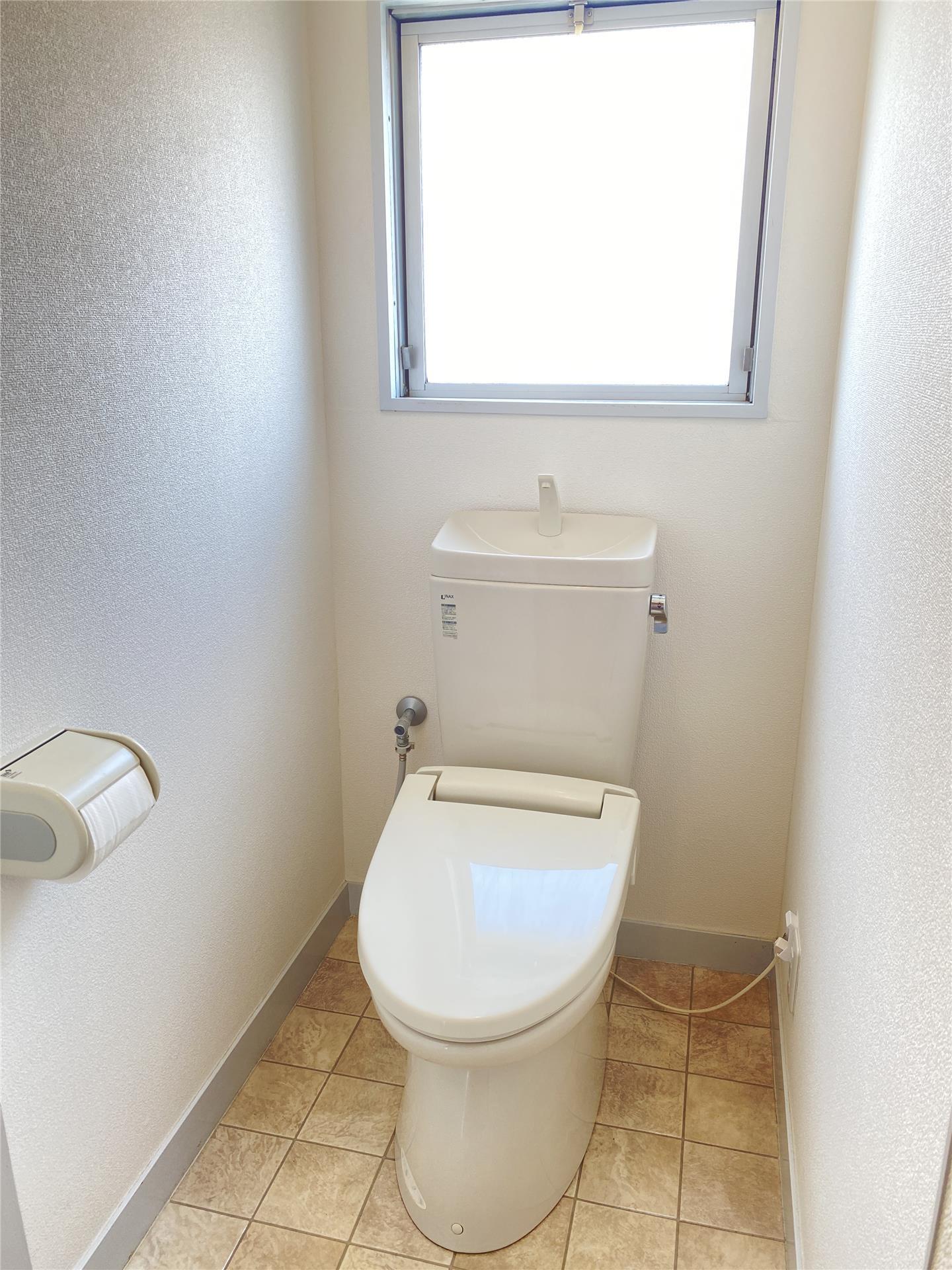 ＪＲ姫新線 播磨高岡駅 徒歩21分 4階建 築47年のトイレ写真