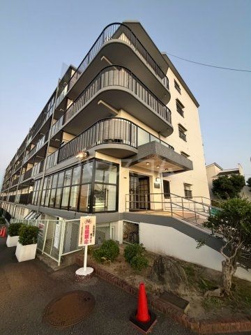 コープ野村吹田藤が丘の外観写真