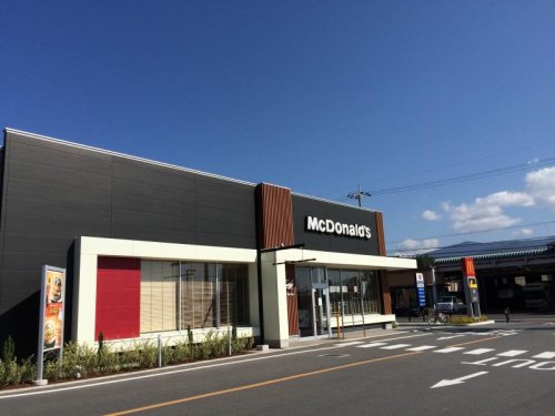 飲食店　マクドナルド ９号線千代川店（飲食店）まで4124m