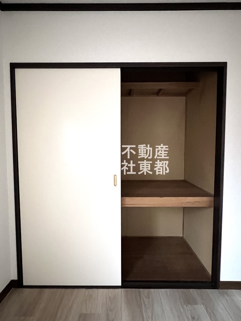 収納　押入れタイプはお荷物が多い方も安心の収納力です☆