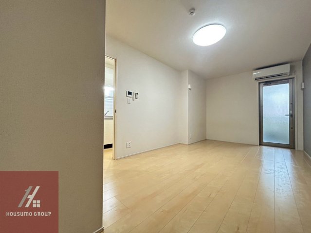 フジパレス服部本町II番館の居間写真