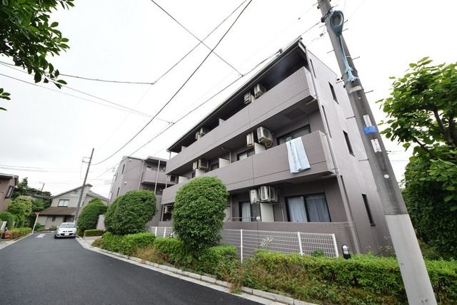 建物外観　★安定感のある低層ＲＣ★