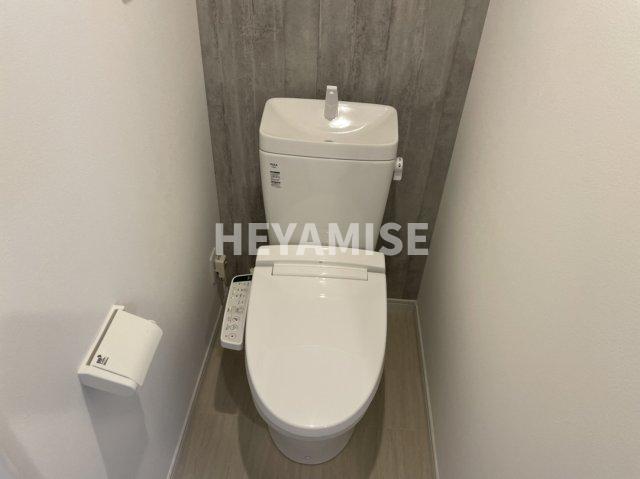 トイレ　※室内画像は別号室のもの